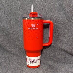 NWT Stanley Target Exclusive 2025 Valentine’s Quencher 40oz Ruby Hearts
